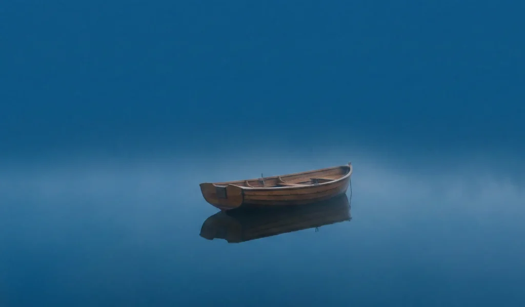 Boat on open water, illustrating how retention loops help luxury brands scale past $5M with recurring revenue